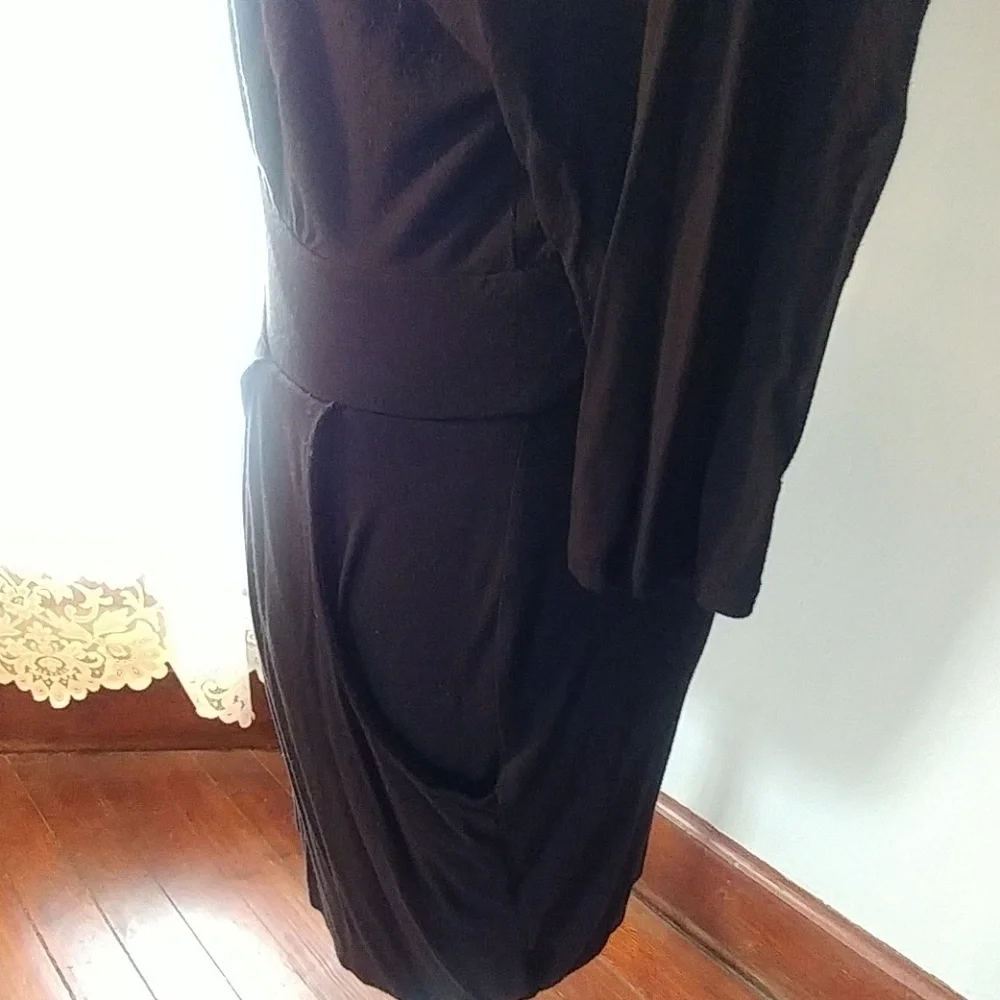 POCKETS!! - Picture 2 of 3